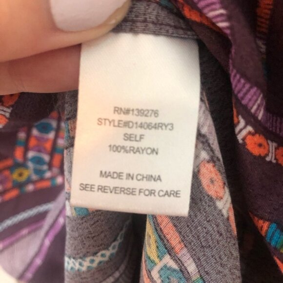 DANIEL RAINN Button Up Light Low Boho Blouse - Picture 8 of 11